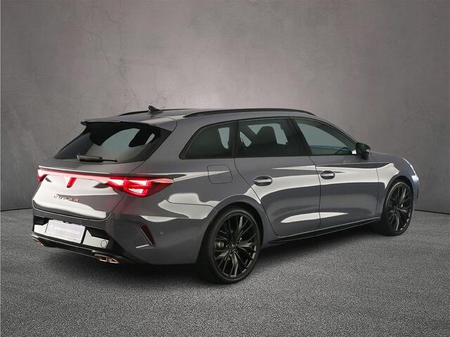 Cupra Leon Sportstourer Business 1.5 TSI eHybrid 204pk DSG Automaat Adaptive cruise control, Sennheiser audio, Navigatie, Achteruitrijcamera, Elektrische achterklep, LED koplampen, Stuurwiel verwarmd
