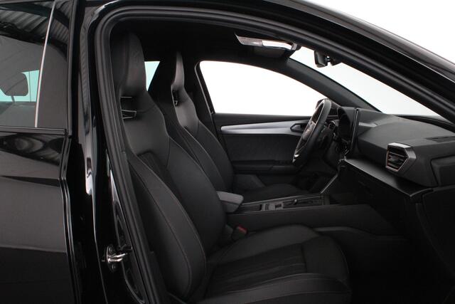 Cupra Leon Sportstourer 1.4 e-Hybrid Business > Midnight Black/Dynamic Chassis Control/Stuurwielverwarming...