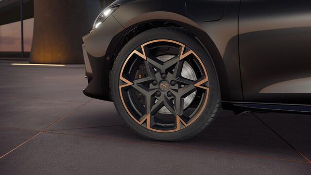 Cupra Leon Sportstourer 1.5 TSI e-Hybrid 272 6DSG VZ Performance | Achteruitrijcamera | Digitaal instrumentenpaneel (Virtual Cockpit) | Draadloze Apple CarPlay(TM), Android Auto(TM)