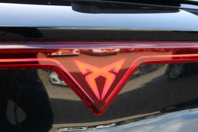 Cupra Leon Sportstourer 1.5 TSI e-Hybrid Essential PHEV Stuur/stoelverwarming Carplay Camera Full-LED Adap-Cruise