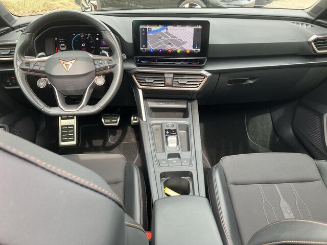 Cupra Leon Sportstourer 1.4e-Hybrid 180kW/245PK VZ DSG · Panoramadak · Camera · Apple/Android Car Play · Navigatie · Elektrische stoelverstelling ·