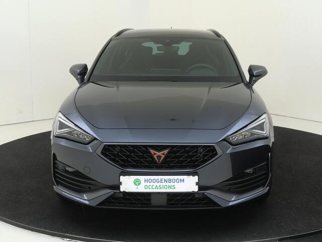 Cupra Leon Sportstourer 1.4 e-Hybrid Business | SoH 100% | Keyless | Adaptieve demping | Parkeerassistent | Navigatie | Achteruitrijcamera | Stoel- en stuurwielverwarming | CarPlay |