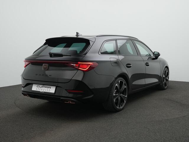 Cupra Leon Sportstourer 1.4 e-Hybrid 245 pk VZ | Kuisptoelen | Stuur-/stoelverwarming | Achteruitrijcamera | Adaptive Cruise | Side Assist