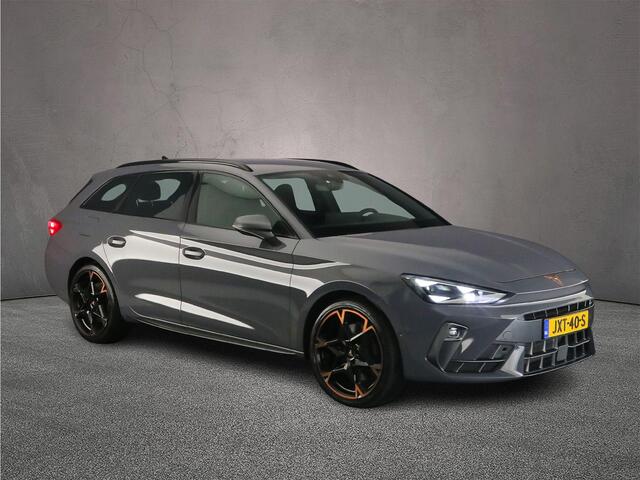 Cupra Leon Sportstourer VZ Performance 1.5 TSI eHybrid 272pk DSG Automaat Trekhaak, Adaptive cruise control, Sennheiser audio, LED matrix koplampen, Elektrische achterklep