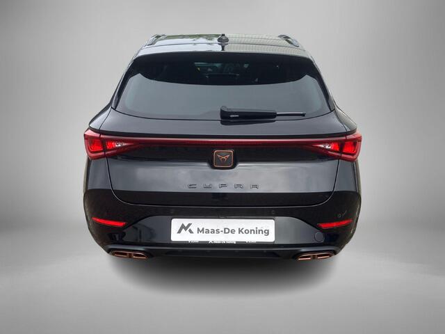 Cupra Leon Sportstourer 1.4e-Hybrid 180kW/245PK VZ DSG · Navigatie · Camera + Parkeersensoren · Leder/Stof