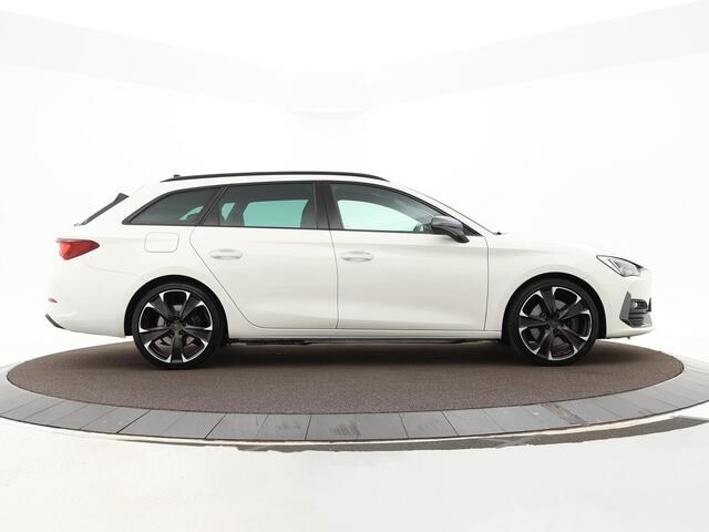 Cupra Leon Sportstourer 1.4 e-Hybrid 245pk DSG VZ Business · SOH 95% · Stuur- & Stoelverwarming · Keyless · Sfeerverlichting · Cruise Control · 19"Velgen ·