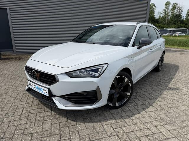 Cupra Leon Sportstourer 1.4 e-Hybrid Essential ACC Carplay Stoelverwarming Stuurwielverwarming 18 Inch Achteruitrijcamera