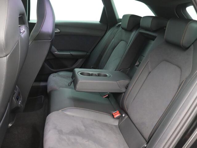 Cupra Leon Sportstourer 1.5 TSI e-Hybrid VZ Extreme 272PK DSG SOH 100%, Sennheiser Audio, Matrix LED-verlichting, Memorystoel, Elektr. Achterklep, 19" LM Velgen, Achteruitrijcamera, Keyless, Alarm