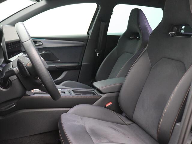 Cupra Leon Sportstourer 1.5 TSI e-Hybrid VZ Extreme 272PK DSG SOH 100%, Trekhaak, Sennheiser Audio, Matrix LED-verlichting, Memorystoel, Elektr. Achterklep, 19" LM Velgen, Achteruitrijcamera, Keyless, Alarm