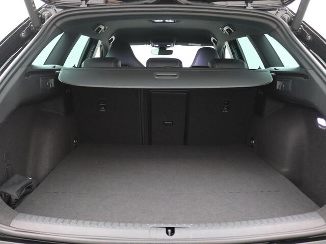 Cupra Leon Sportstourer 1.5 TSI e-Hybrid VZ Extreme 272PK DSG SOH 100%, Trekhaak, Sennheiser Audio, Matrix LED-verlichting, Memorystoel, Elektr. Achterklep, 19" LM Velgen, Achteruitrijcamera, Keyless, Alarm