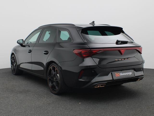 Cupra Leon Sportstourer 1.5 TSI e-Hybrid VZ Extreme 272PK DSG SOH 100%, Trekhaak, Sennheiser Audio, Matrix LED-verlichting, Memorystoel, Elektr. Achterklep, 19" LM Velgen, Achteruitrijcamera, Keyless, Alarm