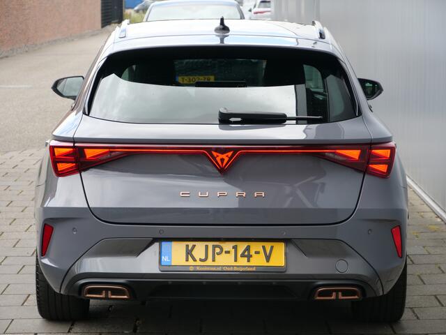 Cupra Leon Sportstourer 1.5 TSI e-Hybrid Business 204 Pk Automaat Navi / DAB / Apple Carplay / Camera / Parkeerassistent
