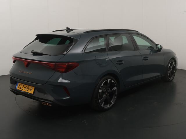 Cupra Leon Sportstourer 1.5 TSI e-Hybrid PHEV 204pk Business | Stoel & stuurwiel verwarming | Adapt. Cruise | Camera | Elek. a. Klep | 1/2 leer | Fabrieksgarantie t/m 05-2029 |