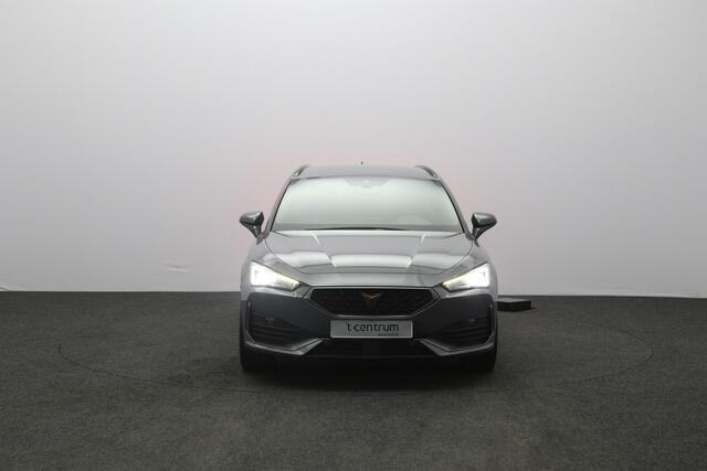 Cupra Leon Sportstourer 1.4 e-Hybrid 245 PK VZ Copper Edition PHEV, Trekhaak, Adap. Cruise Control, Memory