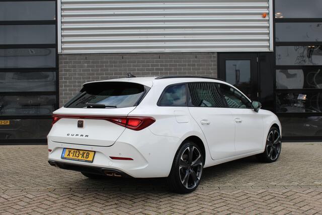 Cupra Leon Sportstourer 1.4 e-Hybrid VZ Adrenaline / Carplay / Sportstoelen