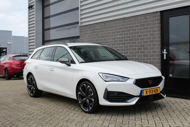 Cupra Leon Sportstourer 1.4 e-Hybrid VZ Adrenaline / Carplay / Sportstoelen