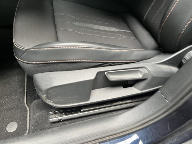 Cupra Leon Sportstourer 1.4 e-Hybrid VZ Performance / 245 PK/ AUTOMAAT/ DIGITAL DASH/ NAVI/ FULL LINK/ CLIMATE/ PARK. SENSOREN + CAMERA