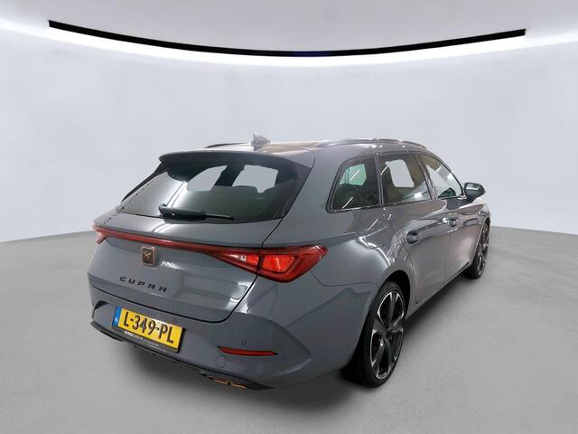 Cupra Leon Sportstourer 1.4 e-Hybrid VZ Business / AUTOMAAT/ ADAPTIVE CRUISE/ PARKEER SENSOREN/ DIGITAL DASH/ NAVI/ CLIMA/ LED/ 19'' LMV