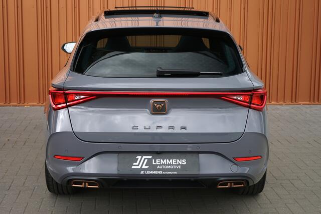Cupra Leon Sportstourer 1.4 e-Hybrid VZ Chopper 245PK Panodak Memory Leder ACC Camera DAB 19" Carplay