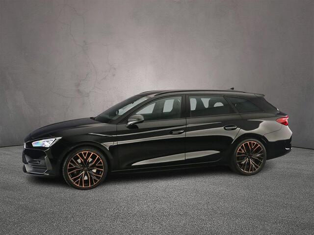 Cupra Leon Sportstourer 1.4 e-Hybrid VZ Performance 245pk DSG Automaat, Trekhaak, Adaptive cruise control, Stoelverwarming, Stuurverwarming, LED matrix koplampen, Beats audio, Achteruitrijcamera, Dodehoeksensoren, Parkeersensoren