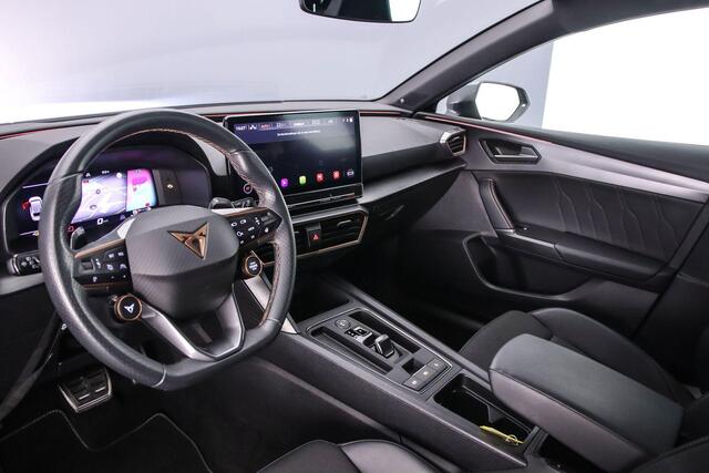 Cupra Leon Sportstourer 1.4 e-Hybrid VZ Performance 245pk DSG Automaat, Trekhaak, Adaptive cruise control, Stoelverwarming, Stuurverwarming, LED matrix koplampen, Beats audio, Achteruitrijcamera, Dodehoeksensoren, Parkeersensoren