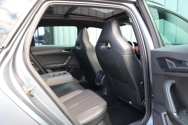 Cupra Leon Sportstourer 1.4 e-Hybrid VZ Copper Edition | 245PK | Pano | Keyless-go | Memory | Sfeerverlichting | ACC | Carplay | Led | 2020.