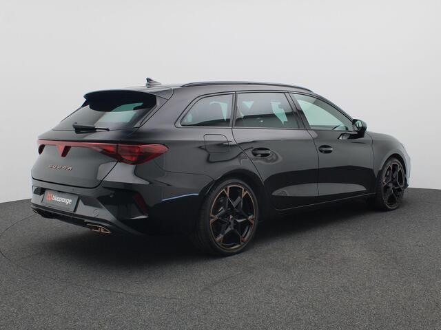Cupra Leon Sportstourer 1.5 TSI e-Hybrid VZ Performance 272PK Adaptive Cruise Control, Koplampverlichting Matrix LED, Stoel-stuur verwarming, Keyless, Sportuitrusting, Achteruitrijcamera, 19' LM Velgen