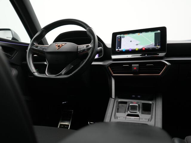 Cupra Leon Sportstourer 1.4 e-Hybrid VZ Adrenaline PHEV 245pk Dealer O.H | Trekhaak | Cruise Control | Sportstoelen & Stuur Verwarmd | Camera | Apple Carplay | Sfeerverlichting | Keyless | Virtual | Navigatie | DAB | 19"L.M