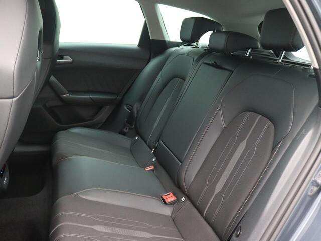 Cupra Leon Sportstourer 1.4 e-Hybrid Business 204PK DSG SOH 95,47%, Trekhaak, Achteruitrijcamera, Side Assist, Keyless, 18" LM Velgen, Elektr. Achterklep, Stoel-Stuurverwarming