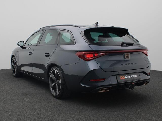 Cupra Leon Sportstourer 1.4 e-Hybrid Business 204PK DSG SOH 95,47%, Trekhaak, Achteruitrijcamera, Side Assist, Keyless, 18" LM Velgen, Elektr. Achterklep, Stoel-Stuurverwarming