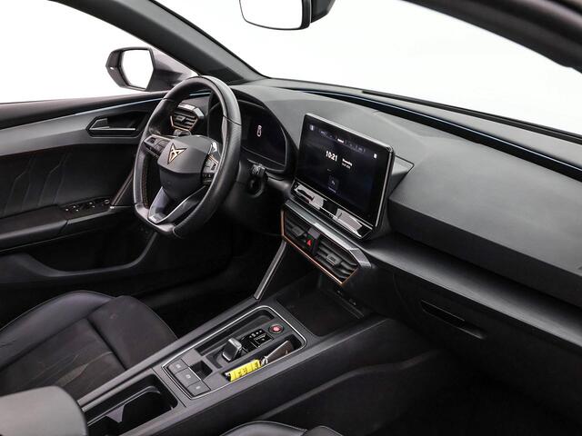 Cupra Leon Sportstourer 1.4 245pk DSG e-Hybrid VZ Adrenaline · Panoramadak · Camera · Keyless · Stuur- & Stoelverwarming · Parkeer assistent · Elek. Bestuurdersstoel + Geheugen · – foto 3