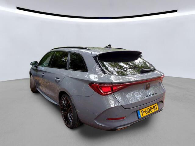 Cupra Leon Sportstourer 1.4 e-Hybrid VZ Performance / AUTOMAAT/ 245 PK/ TREKHAAK/ ACC/ PARK.SENSOR.V+A/ CAMERA/ STUUR+STOELVERWARM./ MEMORY SEAT/ KEYLESS/ DIGITAL DASH/ NAVI/ CLIMA/ LED/ 18'' LMV – foto 2