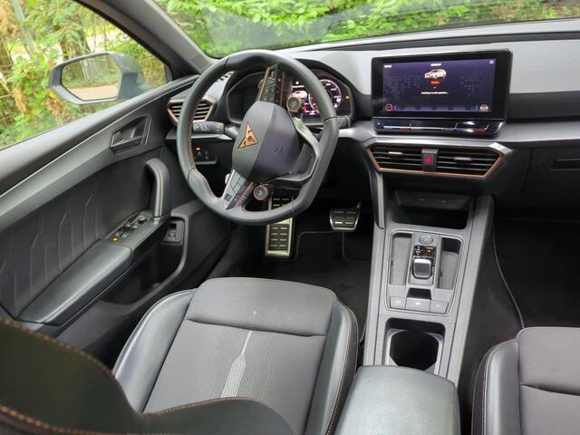 Cupra Leon Sportstourer 1.4 e-Hybrid VZ Performance / AUTOMAAT/ 245 PK/ TREKHAAK/ ACC/ PARK.SENSOR.V+A/ CAMERA/ STUUR+STOELVERWARM./ MEMORY SEAT/ KEYLESS/ DIGITAL DASH/ NAVI/ CLIMA/ LED/ 18'' LMV – foto 5