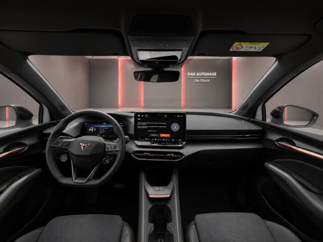 Cupra Raval First Edition 56 kWh / 211pk | Demo | Camera | ACC