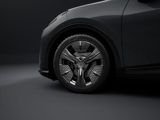 Cupra Raval Essential 56 kWh 211PK | Adaptive cruise Control | Side Assist | Climate Control | Keyless Go | Parkeersensoren Achter