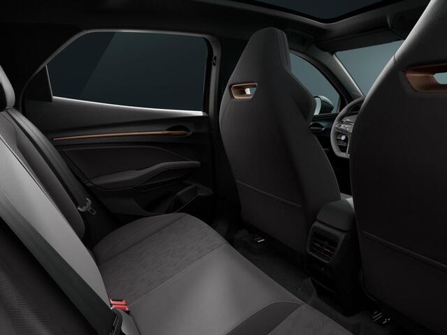 Cupra Raval VZ 56 kWh 226PK | Panoramadak | Sennheiser Ambeo | Sperdifferentieel | DCC | Lederen Elektrisch Verstelbare Stoelen | 19 Inch LM | ACC | 360 Camera |