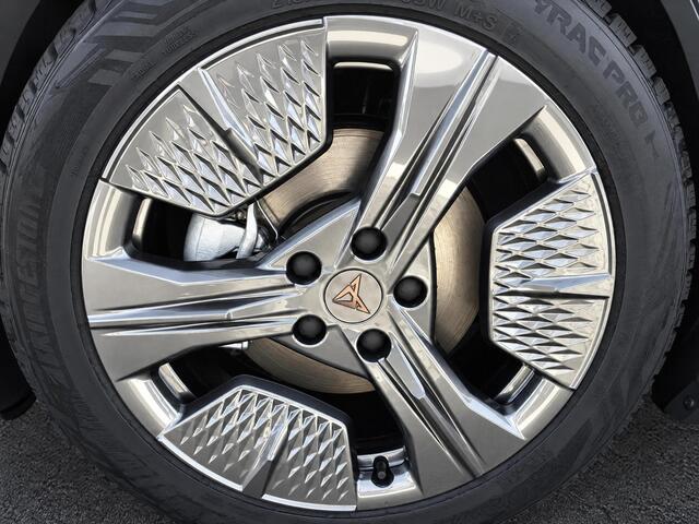 Cupra Raval Business First Edition 56 kWh 211 PK l 18" Devier l Achteruitrijcamera l Stoel en Stuurverwarming