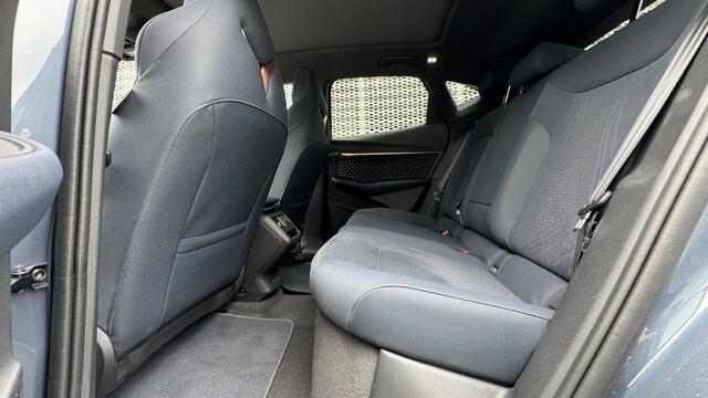 Cupra Tavascan Adrenaline 82 kWh / 360 graden camera / Panoramadak / Verwarmbare voorstoelen