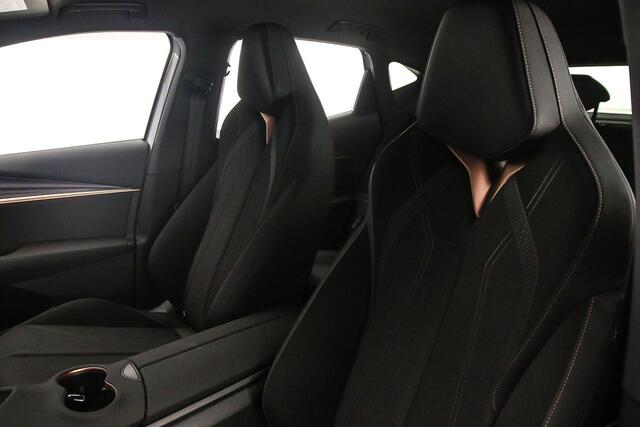 Cupra Tavascan Business 286pk Automaat Warmtepomp, Adaptive cruise control, Elektrische achterklep, Achteruitrijcamera, Navigatie, Stuurwiel verwarmd