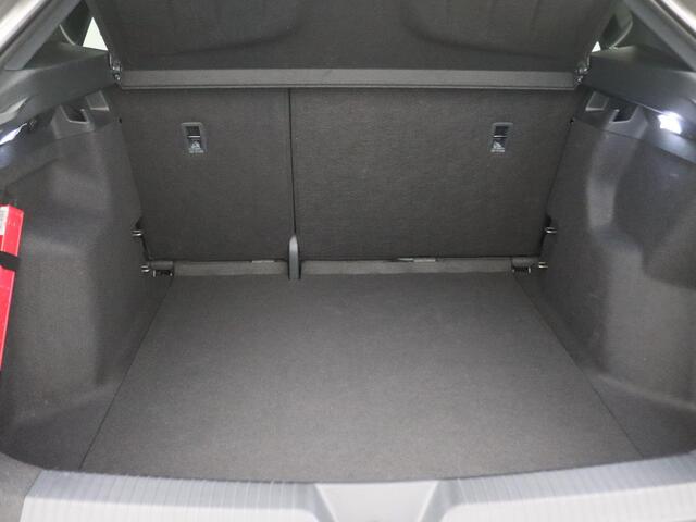 Cupra Tavascan Business 82 kWh 286PK Warmtepomp, Matrix-LED, Keyless, Achteruitrijcamera, Alarm, Virtual Pedal, Side Assist, Travel Assist, Stoel- en Stuurwielverwarming, 19" LM Velgen