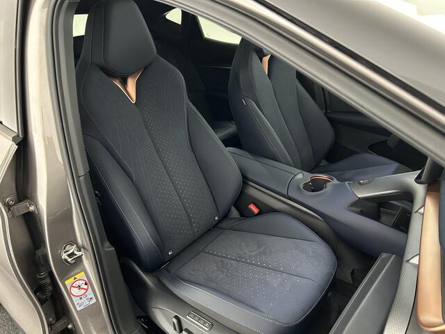 Cupra Tavascan 340pk VZ Adrenaline 82 kWh Trekhaak Warmtepomp Panoramadak Head-Up Sennheiser Memory 360Camera Keyless Virtual Cockpit Navigatie