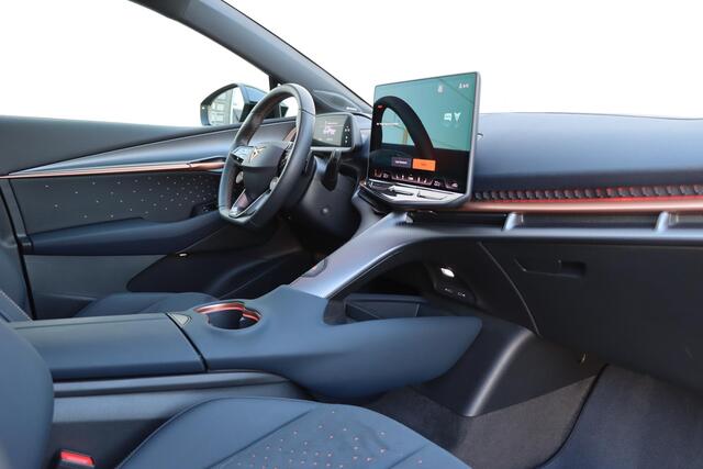 Cupra Tavascan VZ Extreme 82kWh 340pk | 360 Camera | Sennheiser | Stoelverwarming voor + achter | HUD