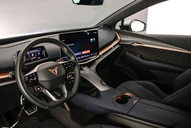 Cupra Tavascan VZ Adrenaline 340pk Automaat Warmtepomp, Adaptive cruise control, Elektrische achterklep, Panoramadak, 360 camera, Achteruitrijcamera, LED matrix koplampen, Sennheiser audio