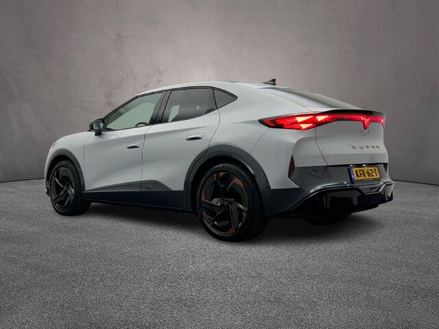 Cupra Tavascan Adrenaline 82 kWh 286pk Automaat, Adaptive cruise control, Panoramadak, Stoelverwarming, Stuurverwarming, 360 camera, Led matrix koplampen, Head up display, Navigatie, Elektrische achterklep