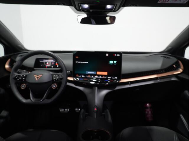 Cupra Tavascan Business 82 kWh 286pk / Navigatie / Camera / Full Link 281