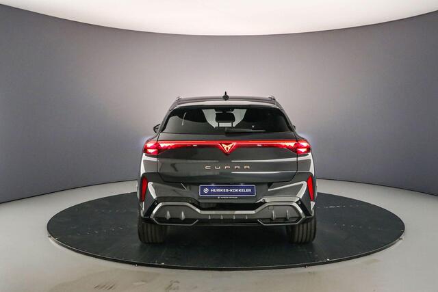 Cupra Terramar 1.5 TSI e-Hybrid Business 204pk DSG Automaat, Adapative Cruise Control, Stuurwiel verwarmd, Achteruitrijcamera, Elektrische achterklep, Navigatie