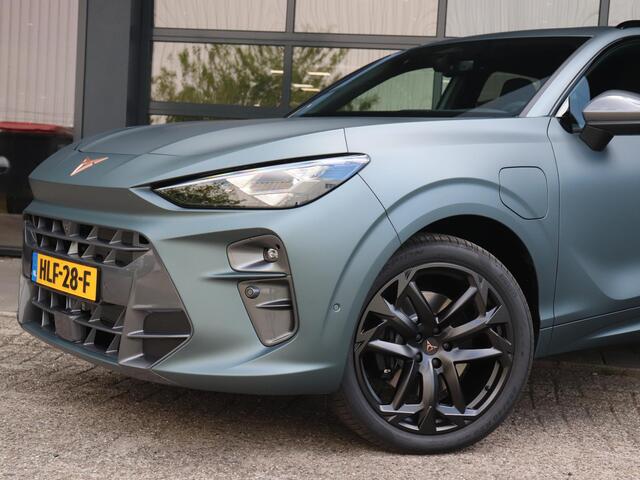 Cupra Terramar 1.5 TSI 272pk e-Hybrid VZ America's CUP | Panoramadak | SennHeiser Audio | Trekhaak | Elektrisch verstelbare Voorstoelen |