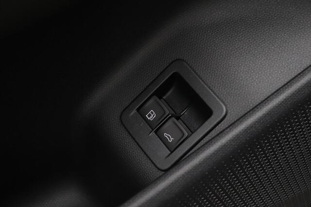Cupra Terramar 1.5 TSI 272pk e-Hybrid VZ America's CUP | Panoramadak | SennHeiser Audio | Trekhaak | Elektrisch verstelbare Voorstoelen |