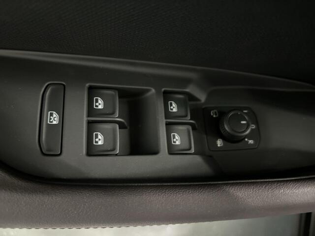 Cupra Terramar 1.5 TSI 272pk DSG e-Hybrid VZ Performance · Panoramadak · 360 Camera · Keyless · Sennheisser Audio · Elek. Voorstoelen · Elek. Achterklep · 20'' Inch · Garantie t/m Juni 2027