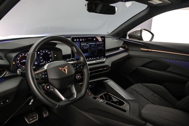 Cupra Terramar Business 1.5 eTSI 150pk DSG Automaat Adaptive cruise control, 360 camera, Elektrische achterklep, Achteruitrijcamera, Navigatie, LED verlichting, Stuurwiel verwarmd